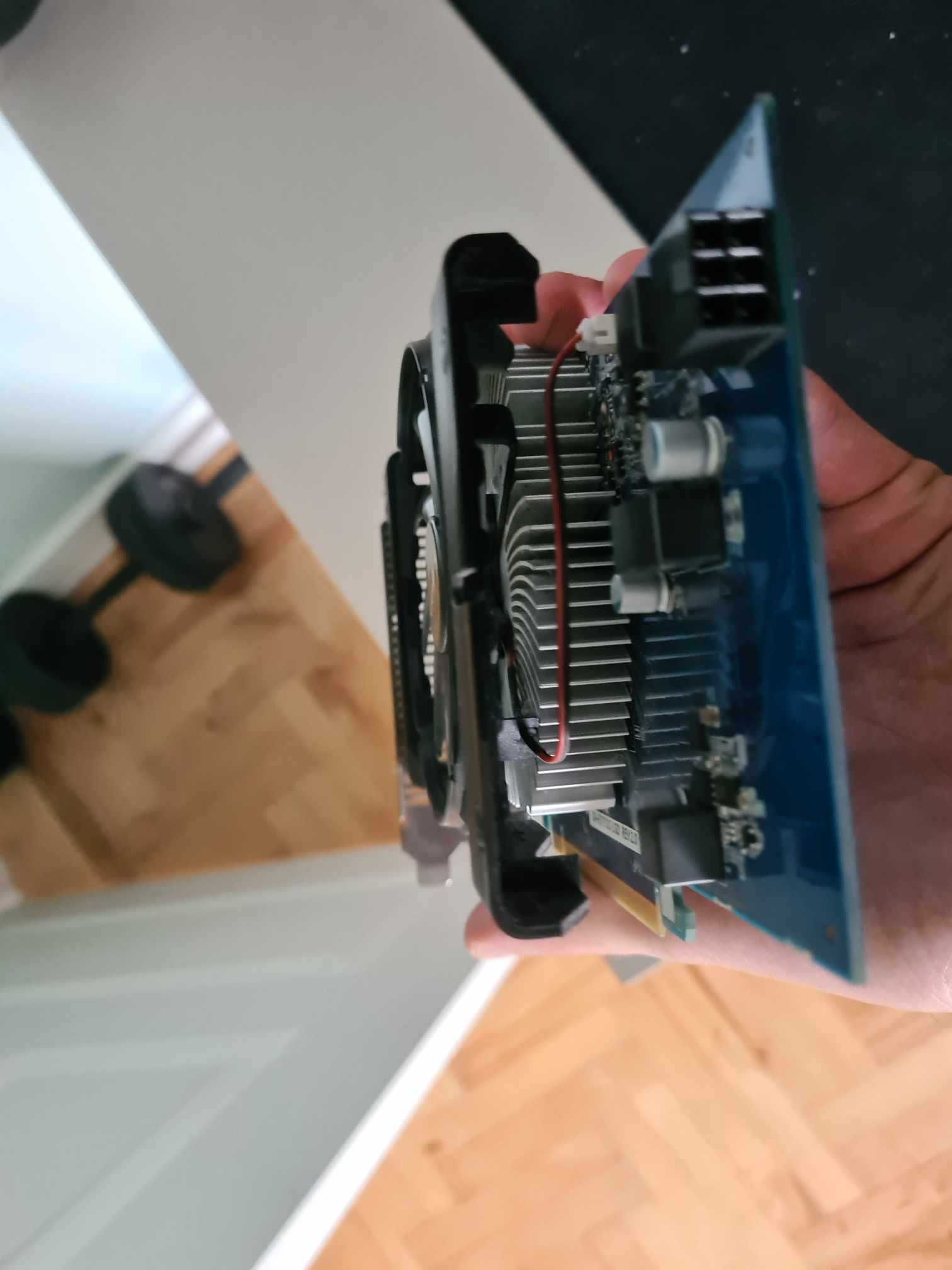 Karta graficzna Gigabyte Radeon HD7770 stan BDB  100% sprawna