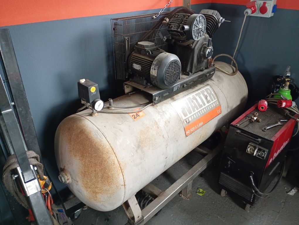 Kompresor Walter 820-5.5/500l