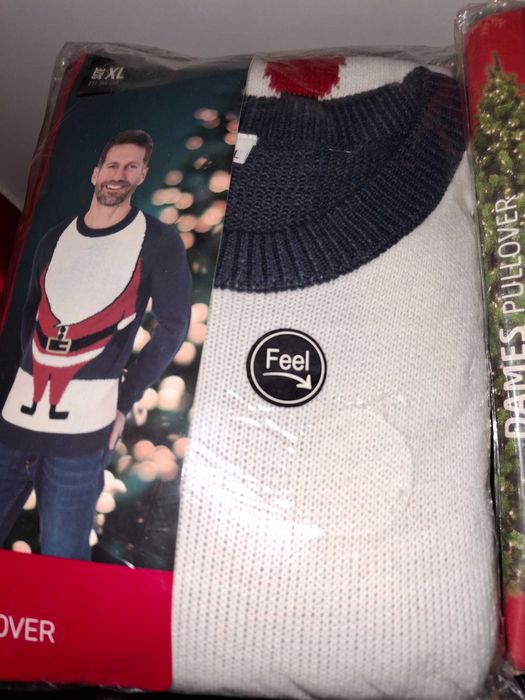 Светр новорічний