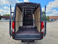 Zabudowa busa Iveco Daily 16m3 podłoga, boki, szyny airline
