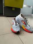 Buty Brooks nowe rozmiar 45