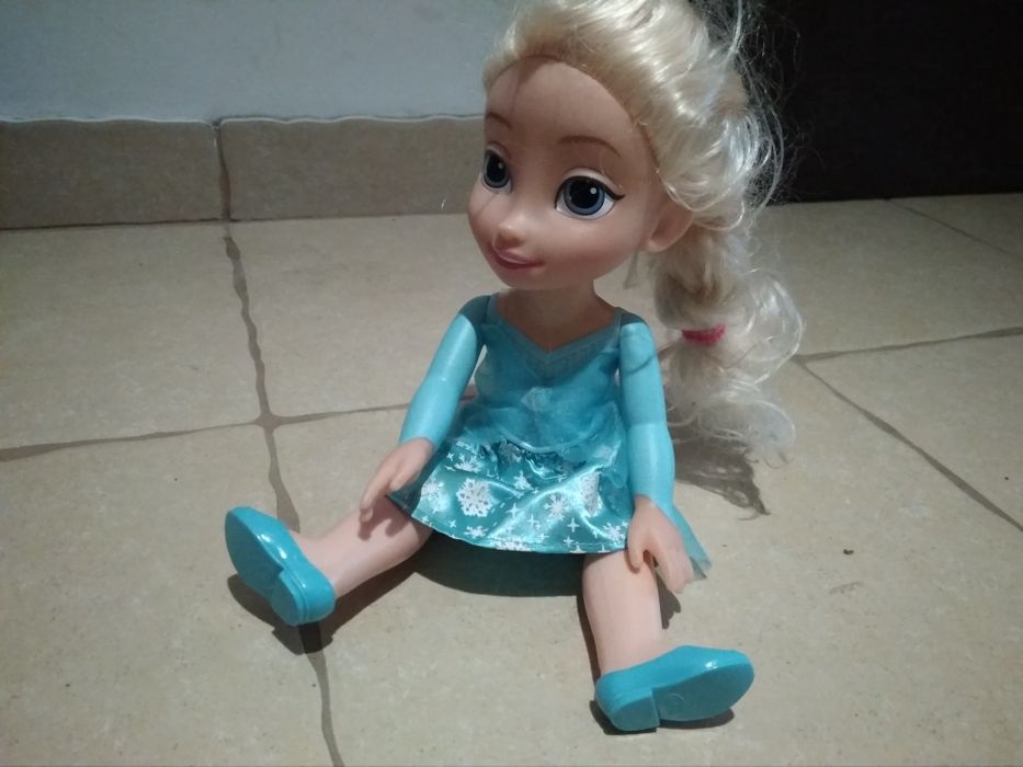 Lalka ELSA