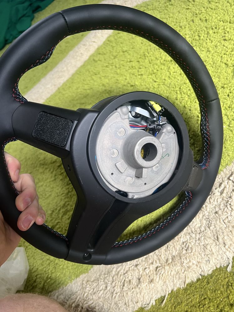 Kierownica Bmw z poduszką e90 e91 e92 e82 e88 e87 f30look
