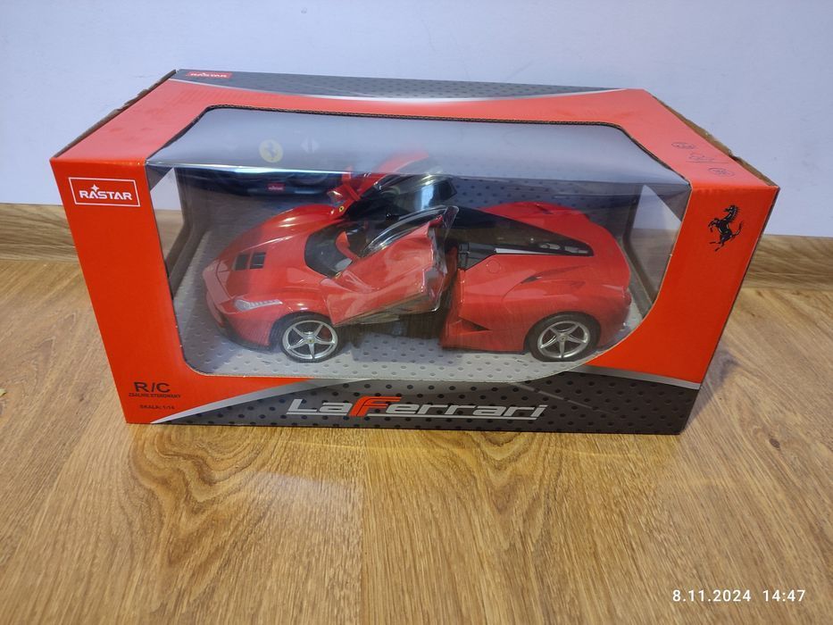 Nowy samochód zdalnie sterowany na pilota Ferrari