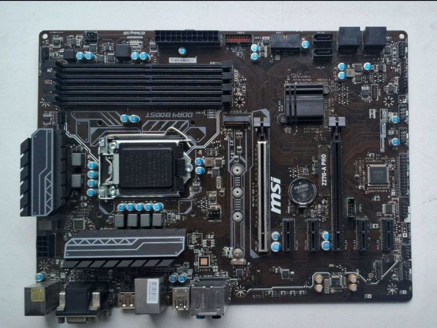 Комлект Intel core i5 7500, MSI z270-a pro, 8 Gb DDR4