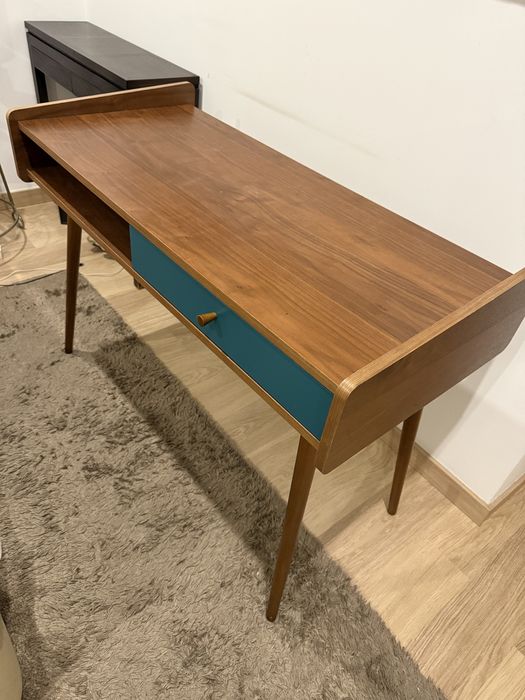 Secretária da La Redoute