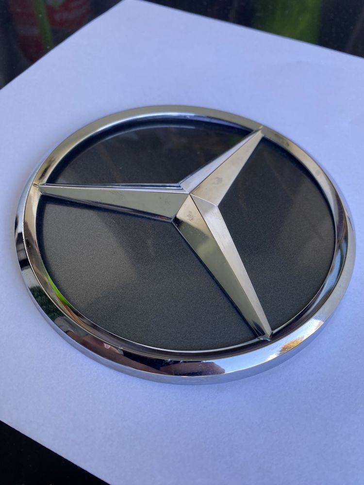 Mercedes CLA GLA E znaczek Emblemat