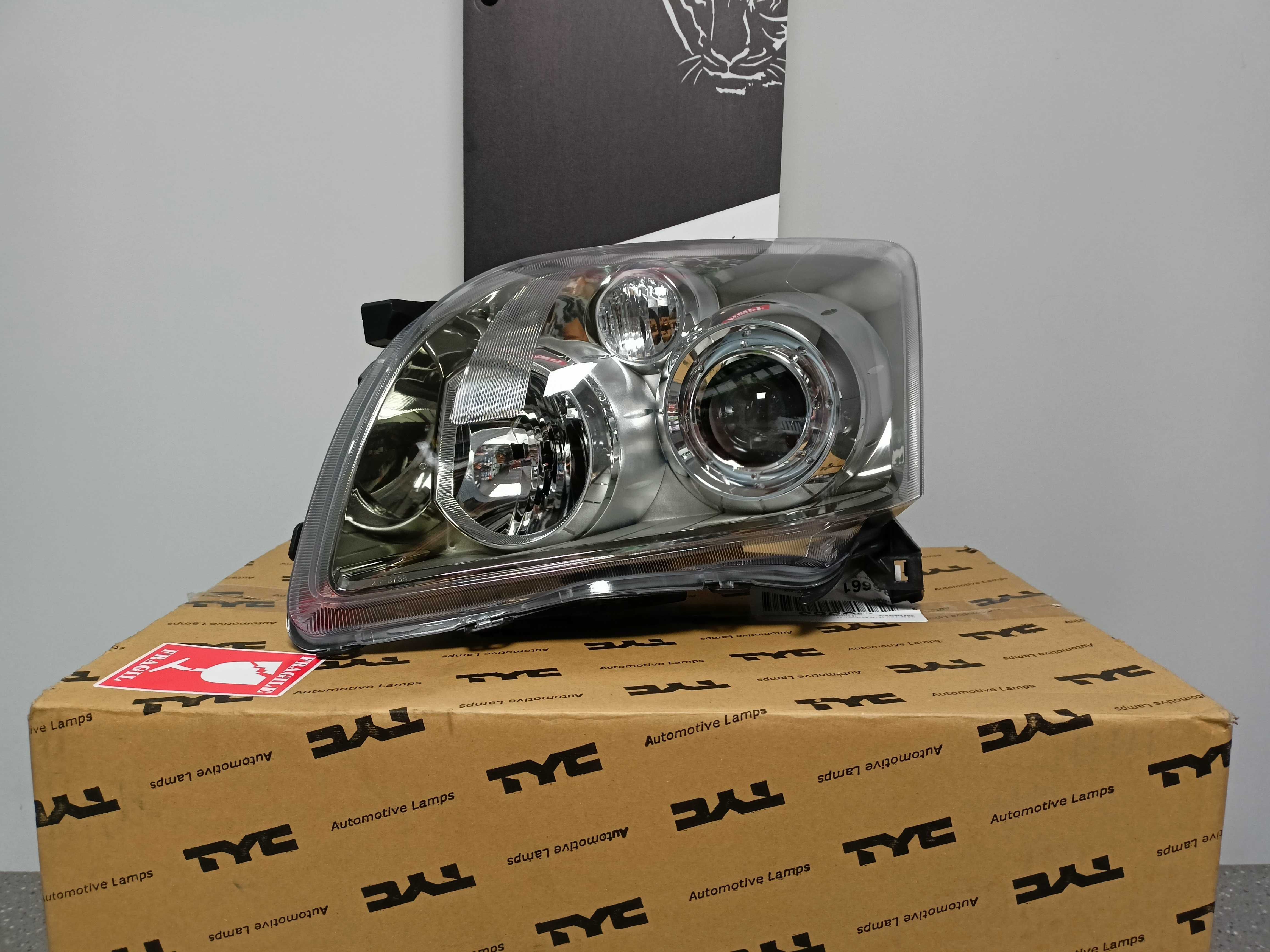 Toyota Avensis T25 06-09 Lampa/Reflektor przód lew/H1+H7 kpl h7 GRATIS