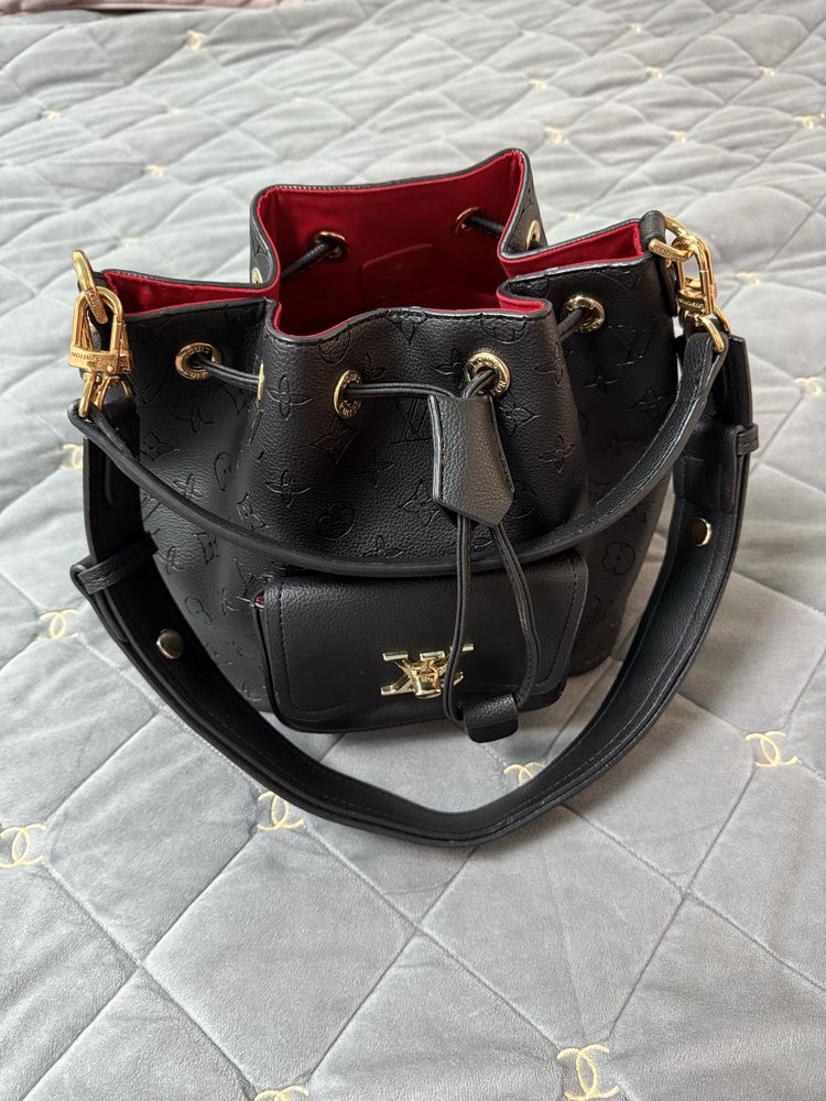 Жіноча сумка Louis Vuitton