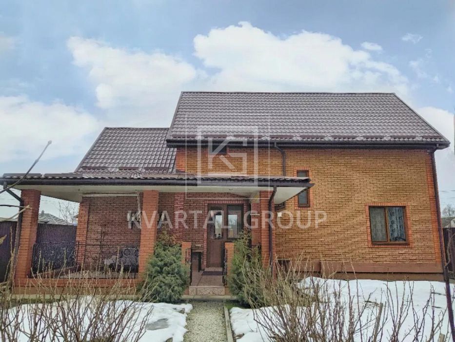 Продам два будинки за ціною одного!