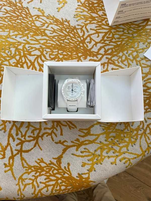 Omega x Swatch Snoopy SO33W700 Darmowa Dostawa 24h