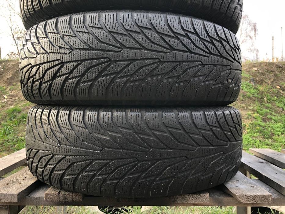 666 245 70 R16 комплект зимних шин