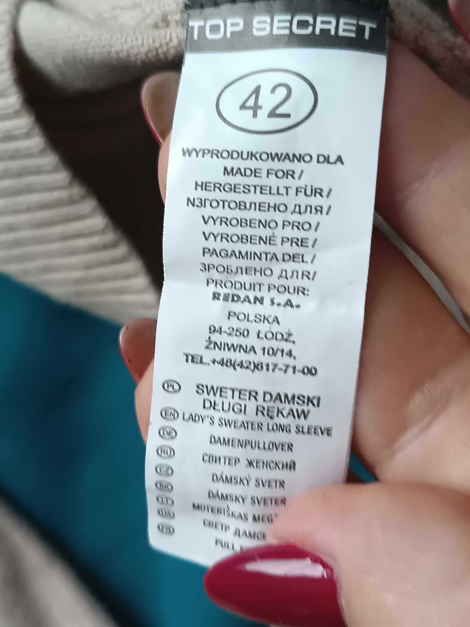 Piękny sweterek rozpinany z kieszeniami dekolt V - L/XL - "Top Secret"