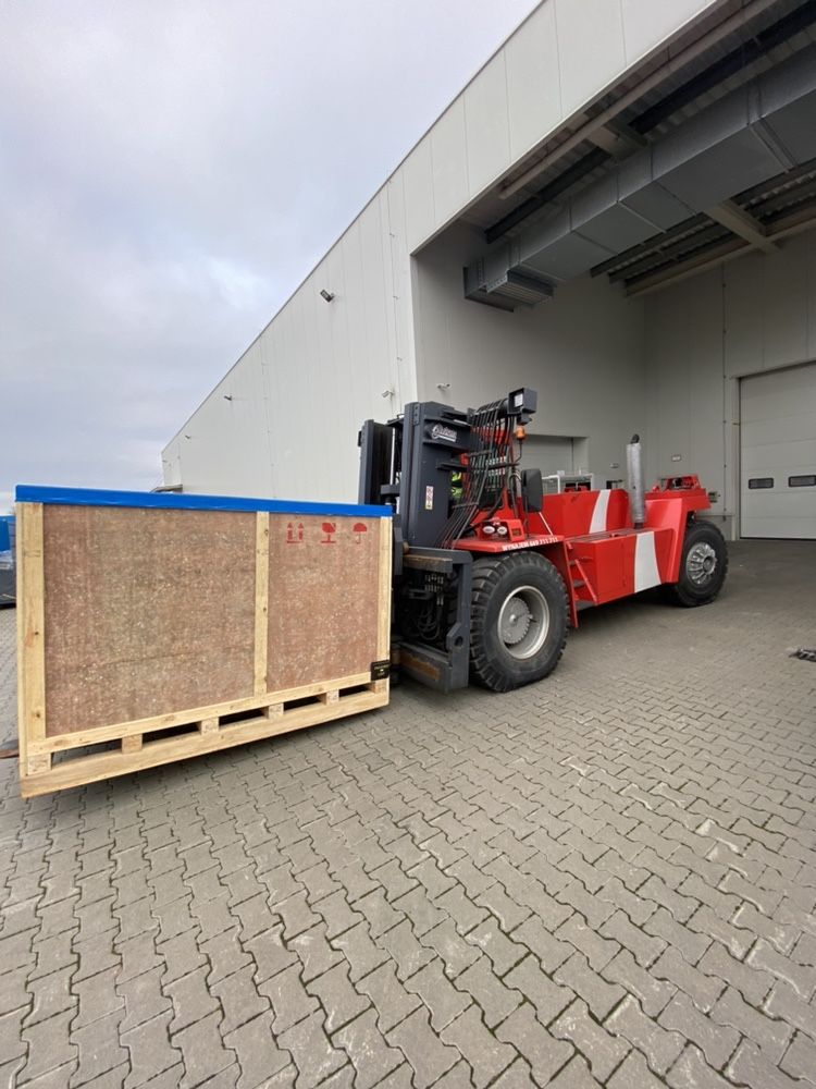 Wynajem wózka widłowego 20ton 25ton KALMAR / SMV Relokacje maszyn