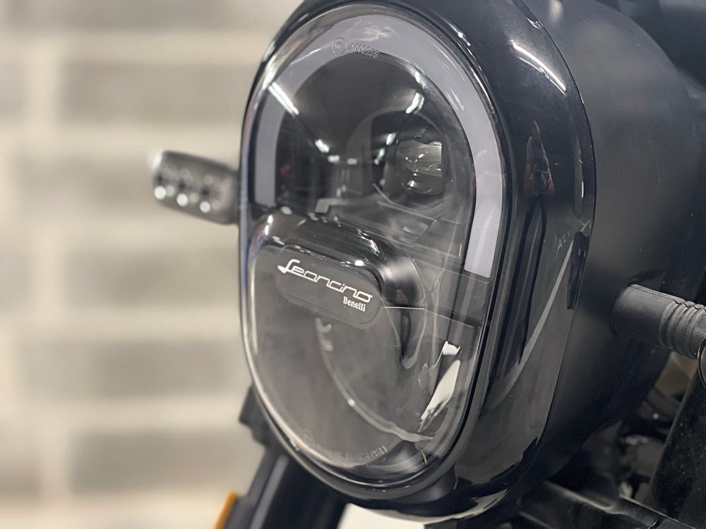 Benelli Leoncino 250