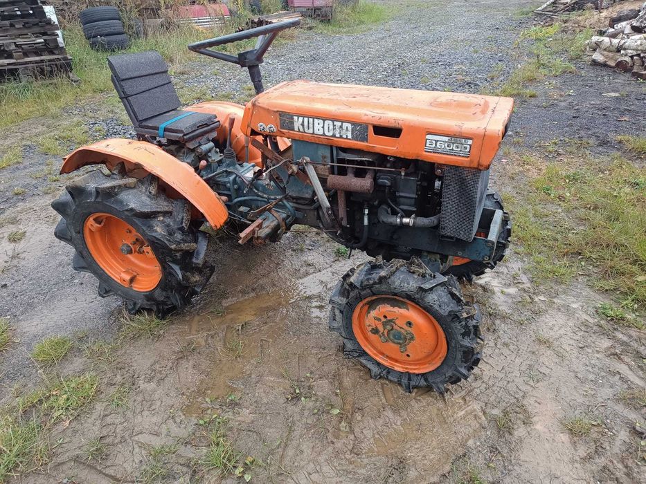 traktor kubota b6000 mini traktorek 4x4 diesel japoński