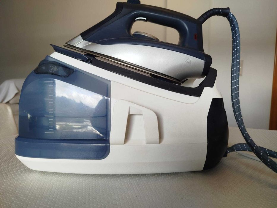 Ferro de Engomar ROWENTA PERFECT STEAM - Pouco Uso