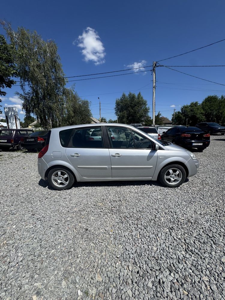 Renault Megane Scenic