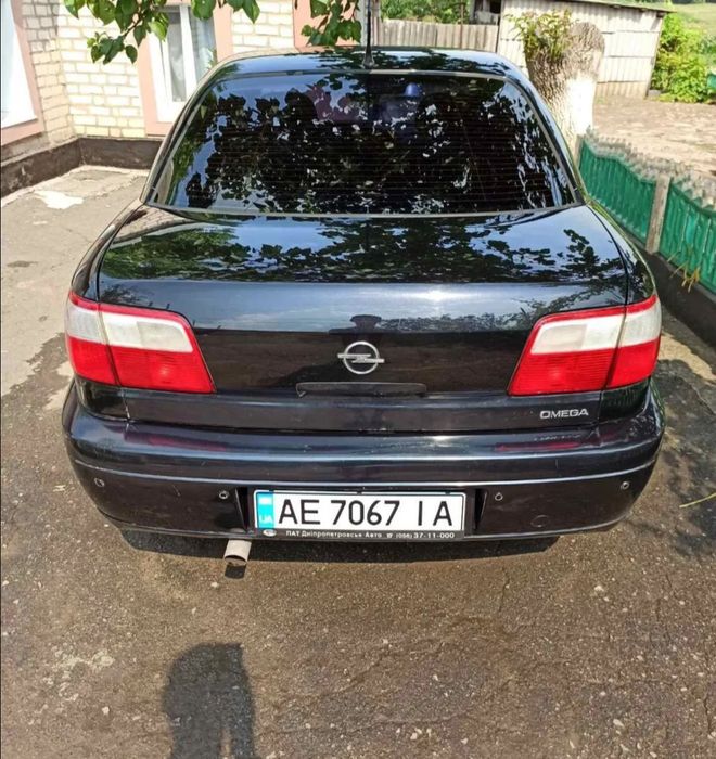 Opel Omega 2003р