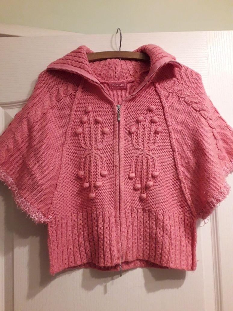Sweter sweterek różowy140/146  xs S nietoperz