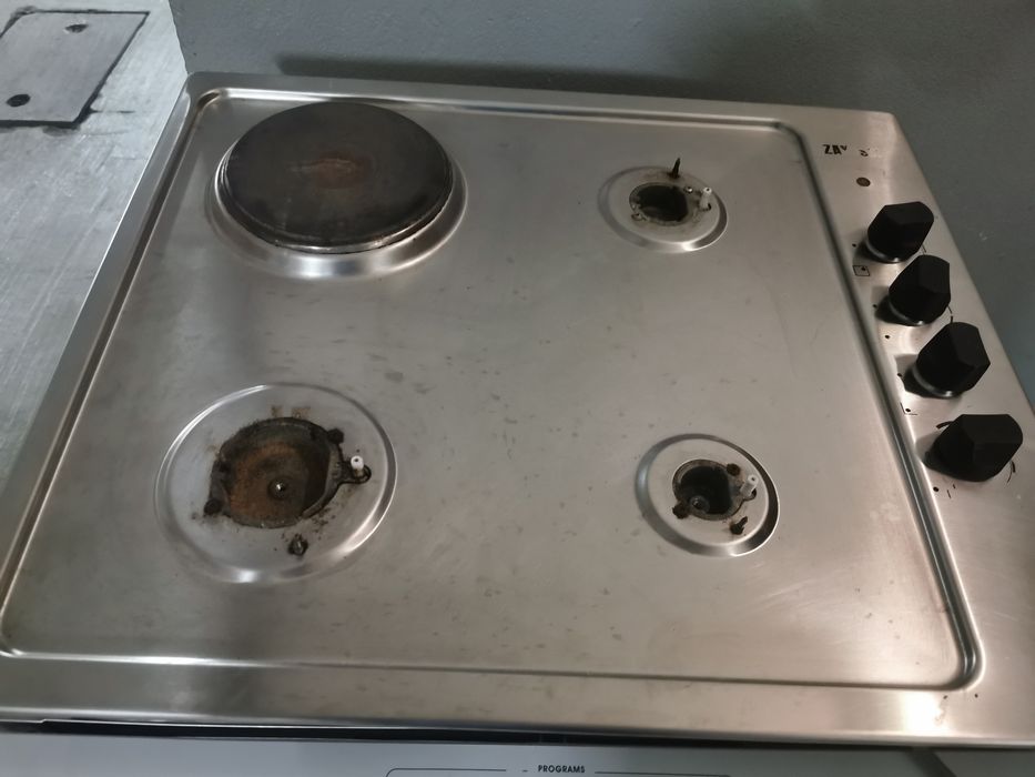 Vendo placa e forno para desocupar