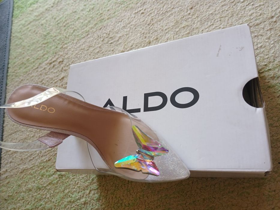 Sandalias com borboleta