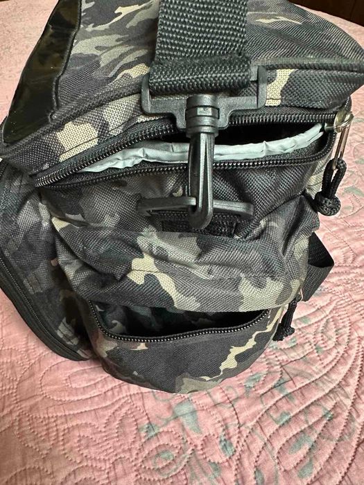 Сумка-холодильник з набором для пікніка "Скаут"