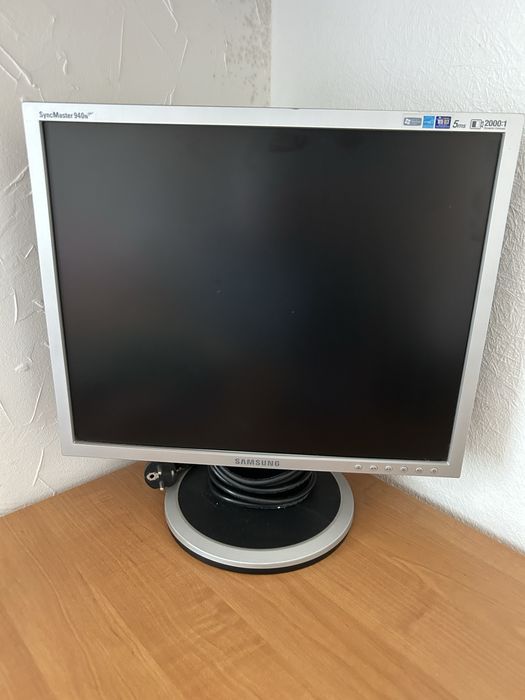 Монітор Samsung SyncMaster 940N