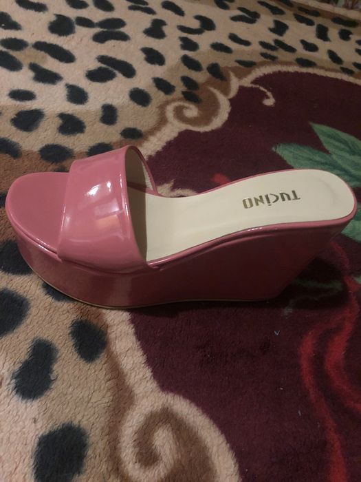 взуття лакове 37 розмір