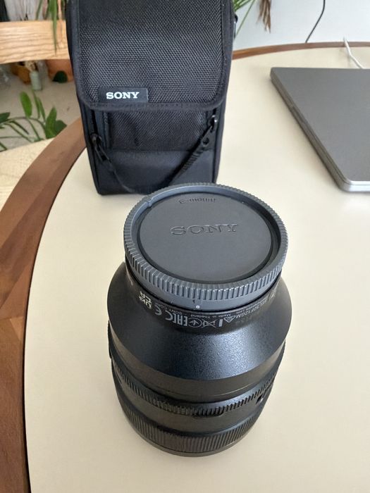 Objetiva Sony FE 50mm f1.2 GM – como nova + bolsa original
