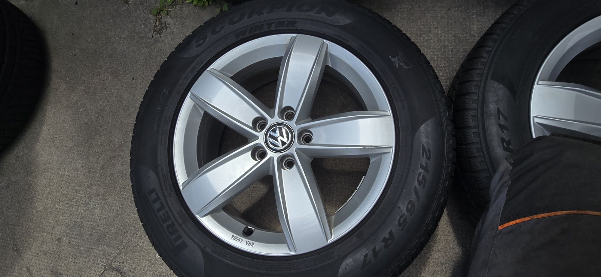 Felgi aluminiowe 17 5x112 et 38 Vw Tiguan Passat Arteon itp.