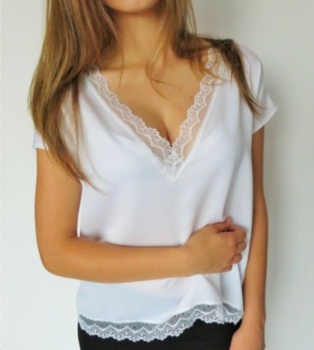 Nowa cieniutka bluzka z koronką z dekoltem V, Atelier Edith, rozm S