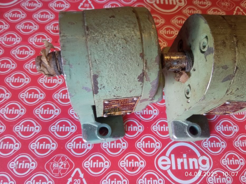 Насос шестеренчатый Г11-11А