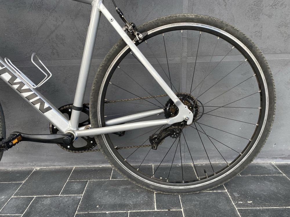 TRIBAN 100 rozmiar L gravel
