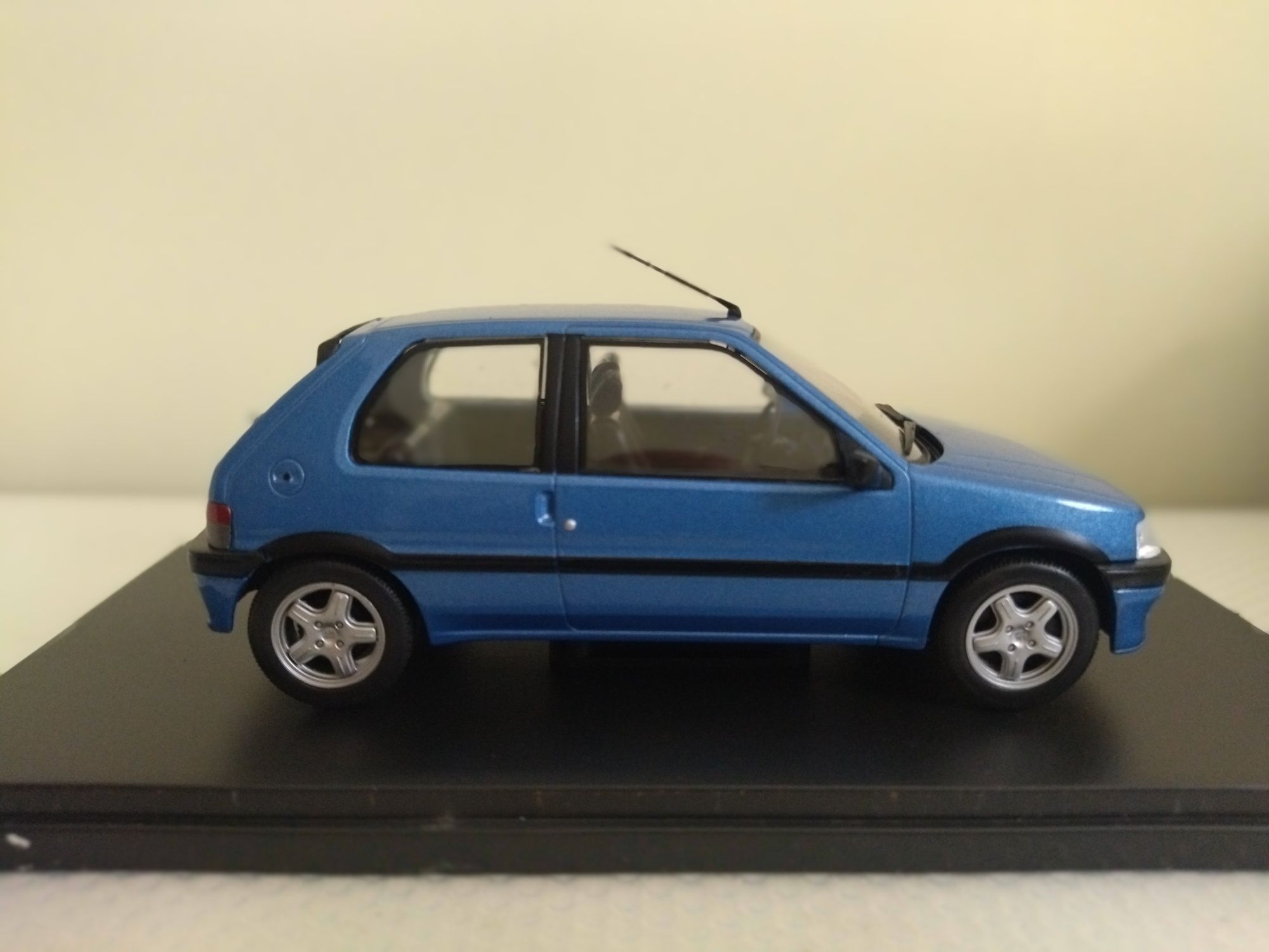 Miniatura Peugeot 106 XSI 1/24 Nova