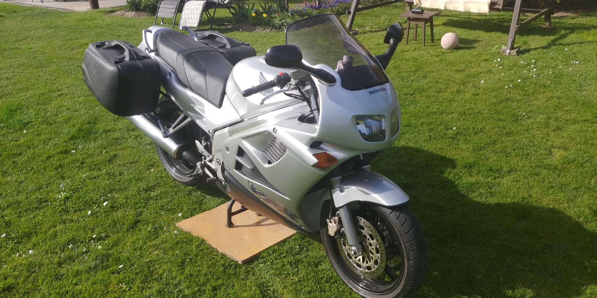 Honda VFR 750 RC36 II