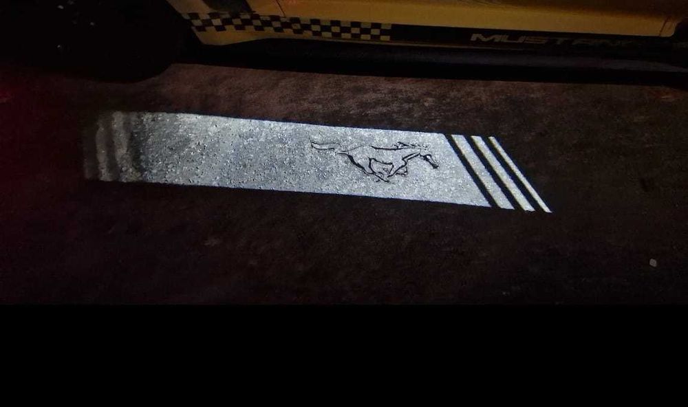 Projetor led  espelho mustang