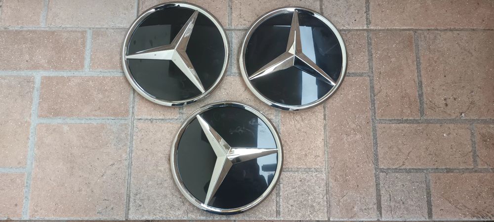 Gwiazda w grill przedni W447