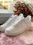 Uniseks/Trampki/Damskie/Nike Air Force 1 Low '07 White R.44.5