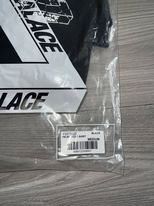 Palace Tri-Ripped T-shirt