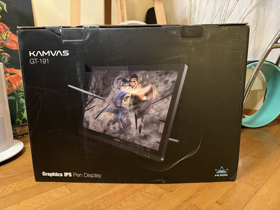 Графічний монітор Huion Kamvas GT - 191 IPS pen Display