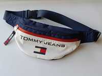 Сумка на пояс Tommy Hilfiger бананка Tommy Jeans