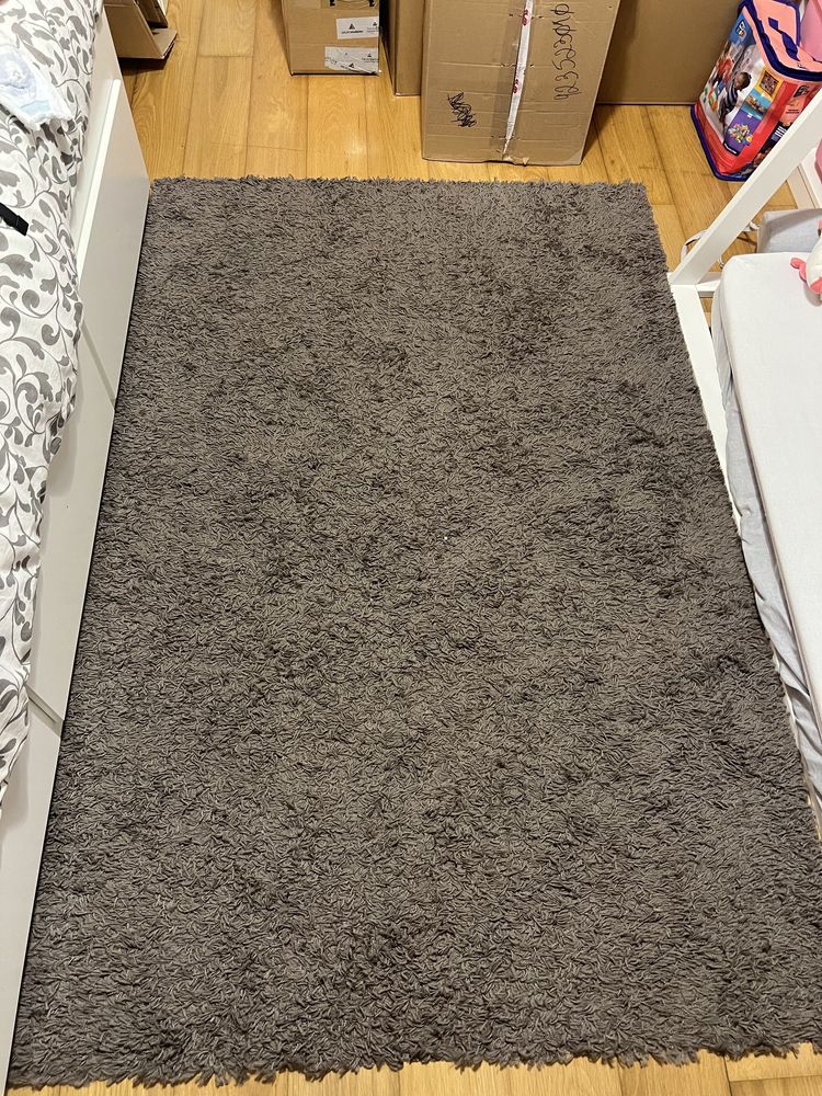 Tapete usado Ikea cinzento