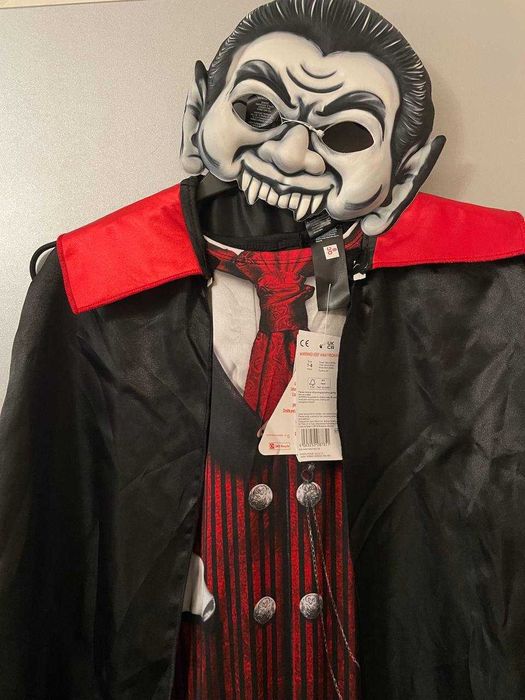 Карнавальний костюм Дракули 104 см 128 см новий