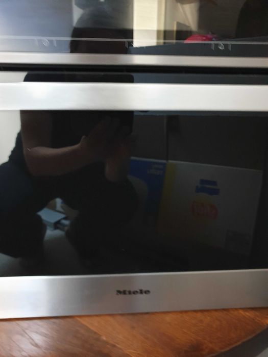 Sprzedam piekarnik parowy MIELE DG 5080