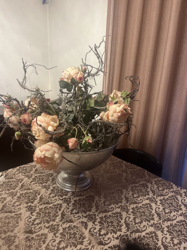 Decoraçao mais arranjo