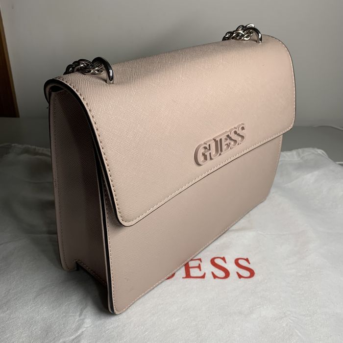 Mala Guess como nova