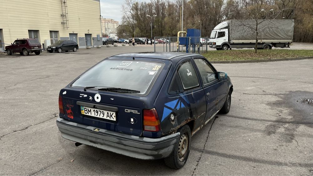 Опель кадет 1.6