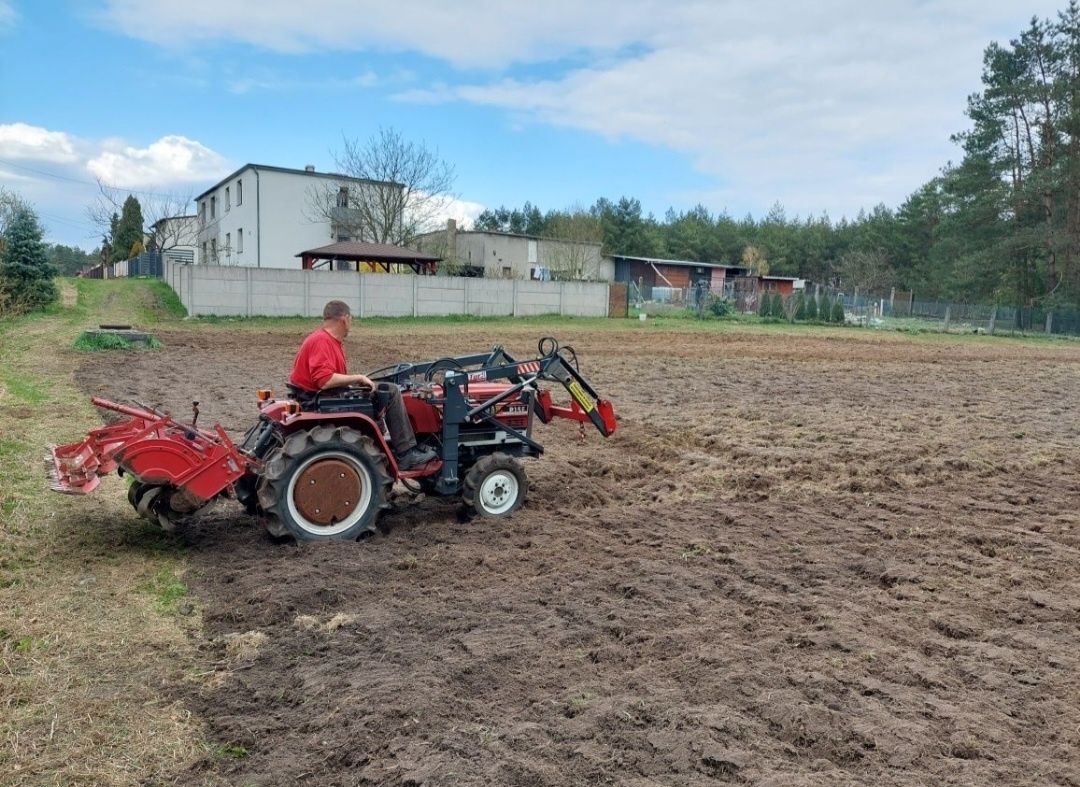 Traktor ogrodowy glebogryzarka kosiarka bijakowa separacyjna koparka