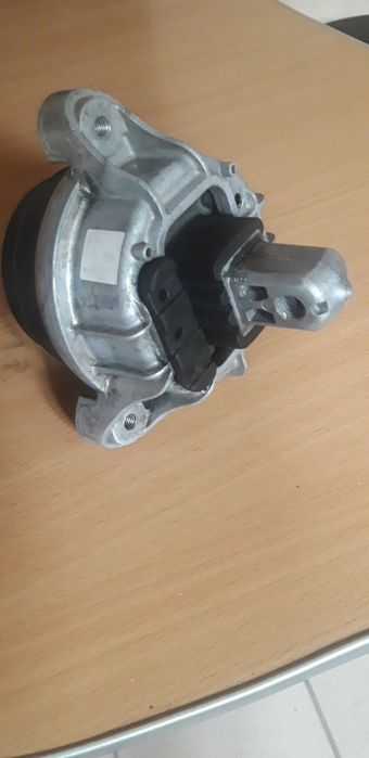 Подушка (опора) двигуна, BMW 5 F10